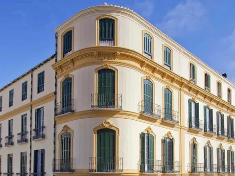 Facciata della casa natale di Picasso su Plaza de la Merced, Malaga